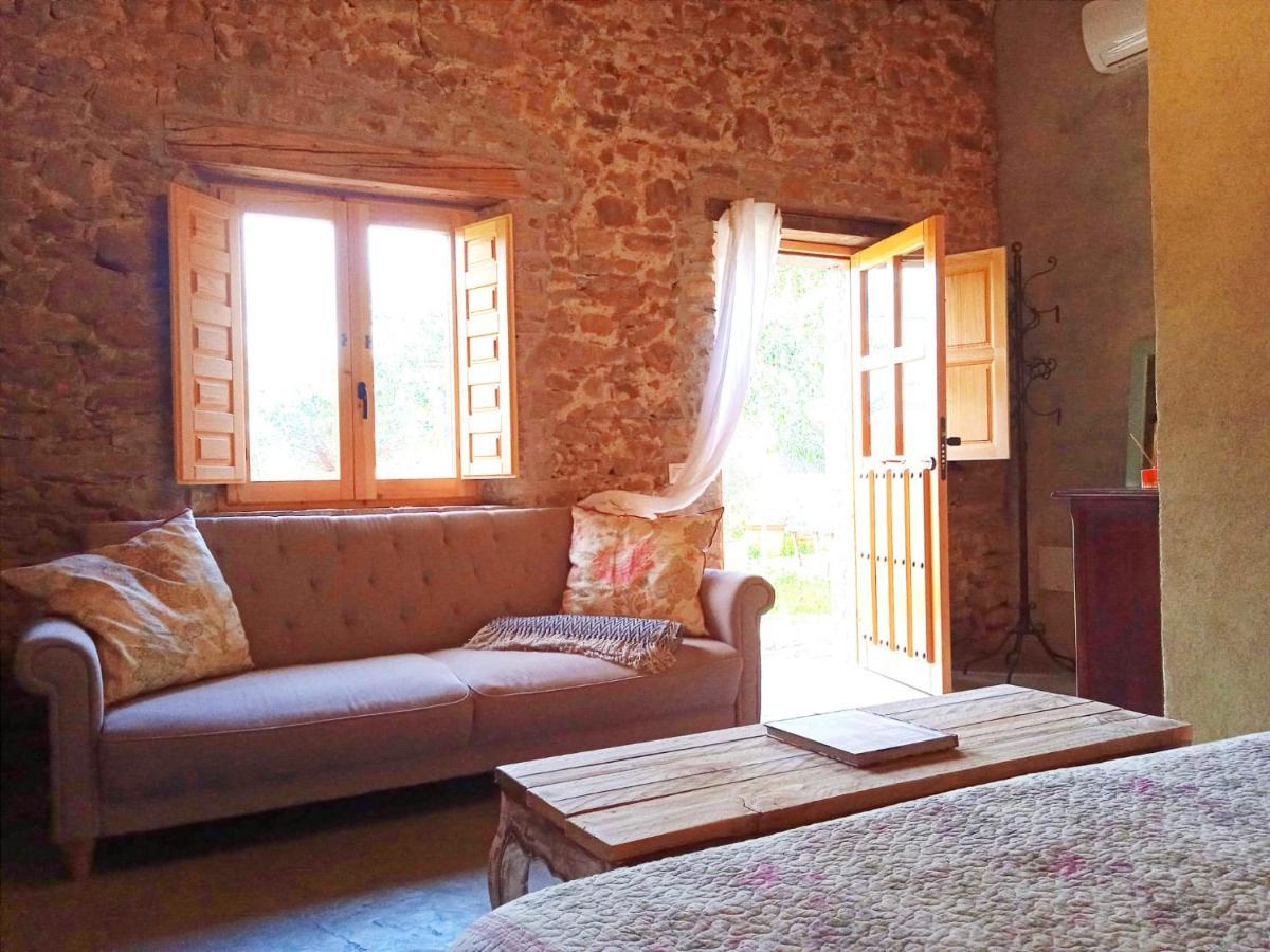 L'Espigol "Antiga Era" Guest House Sant Jordi Desvalls ภายนอก รูปภาพ