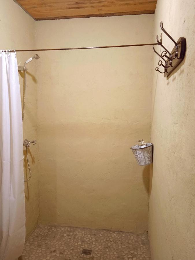 L'Espigol "Antiga Era" Guest House Sant Jordi Desvalls ภายนอก รูปภาพ